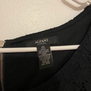 Black Lace sleeveless dress